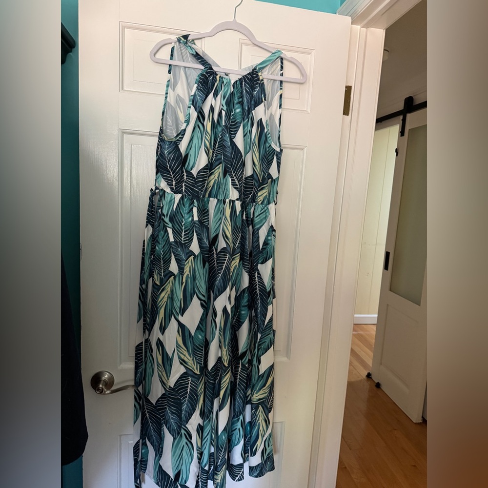 Bloom chic tropical print dress